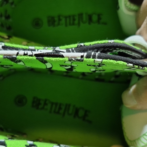 New With tags - Beetlejuice “It’s Showtime” high top sneakers - Picture 9 of 11